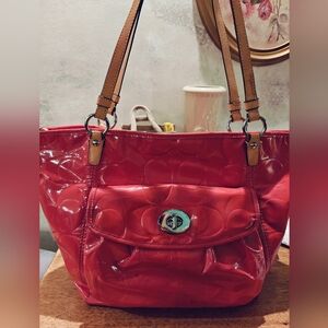Authentic COACH Pink Patent Leather Large Tote